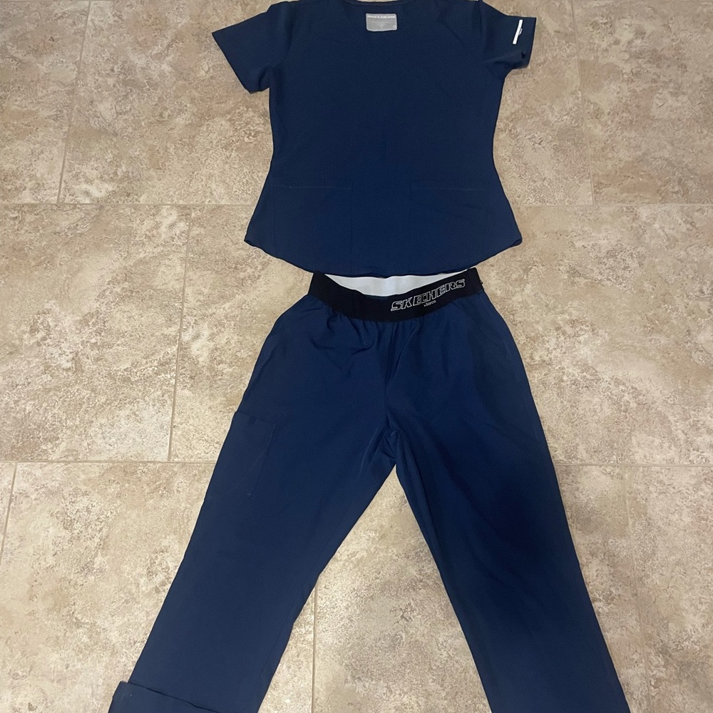 Sketchers by braco scrub set